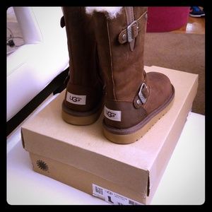 NWOT Girl's Ugg boots
